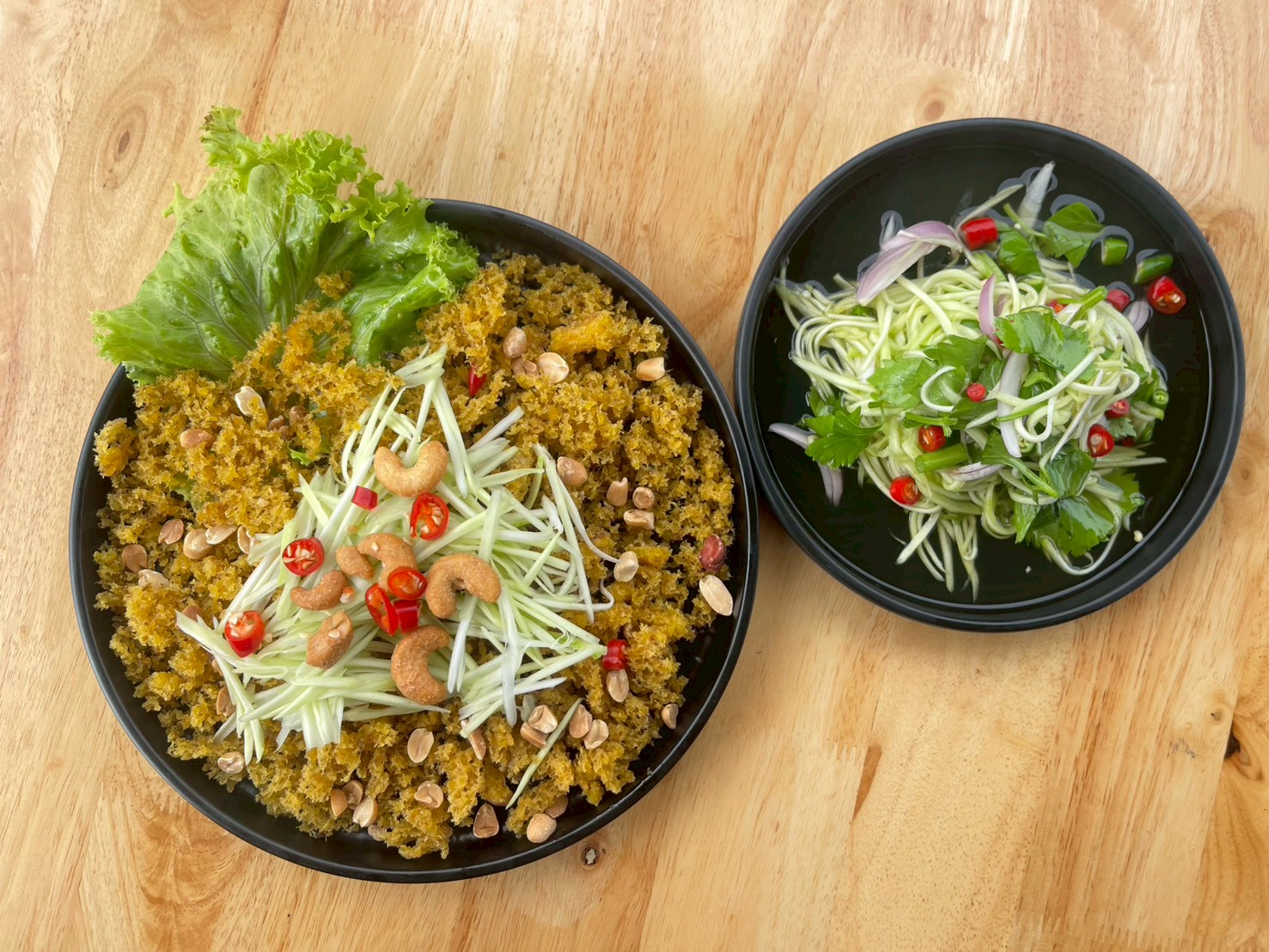 ยำปลาดุกฟู