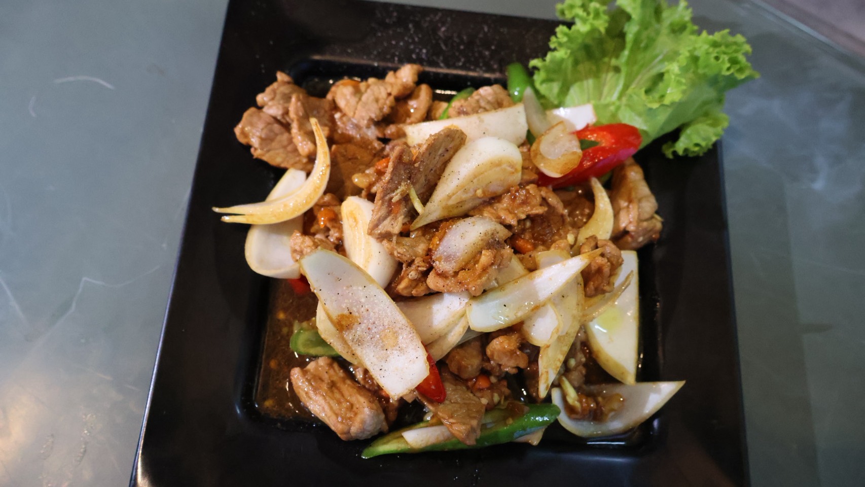 ผัดพริกเนื้อ(จานใหญ่)