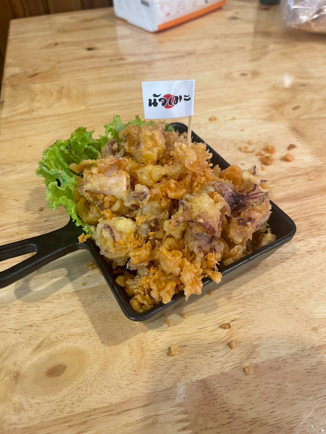 ปลาหมึกทอดกระเทียม