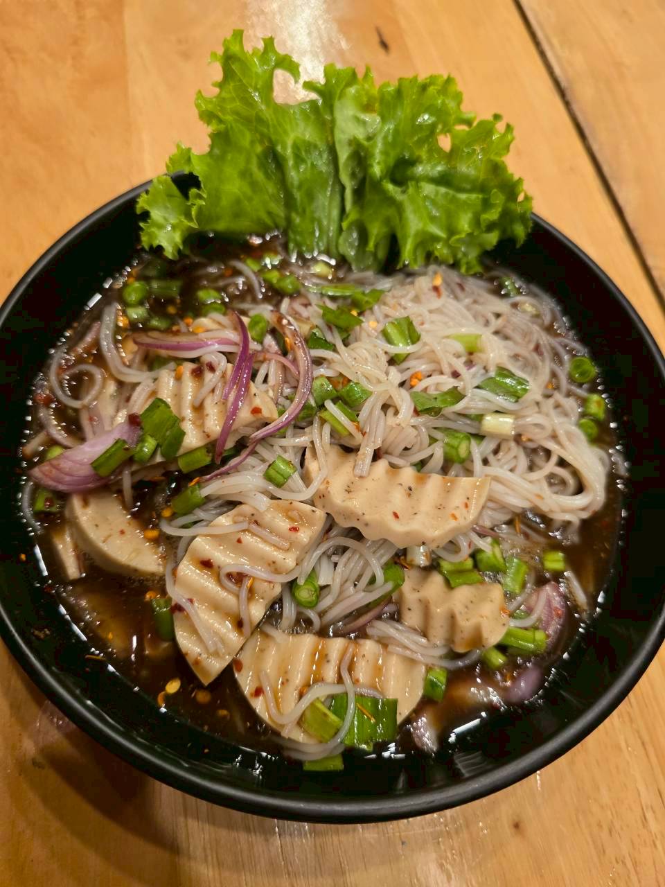 ยำขนมจีนหมูยอ